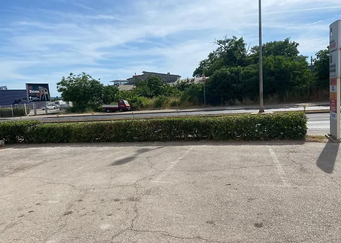 Apartment Prova S Pogledom Na I Besplatnim Parkingom *