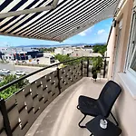 Appartement Prova S Pogledom Na I Besplatnim Parkingom